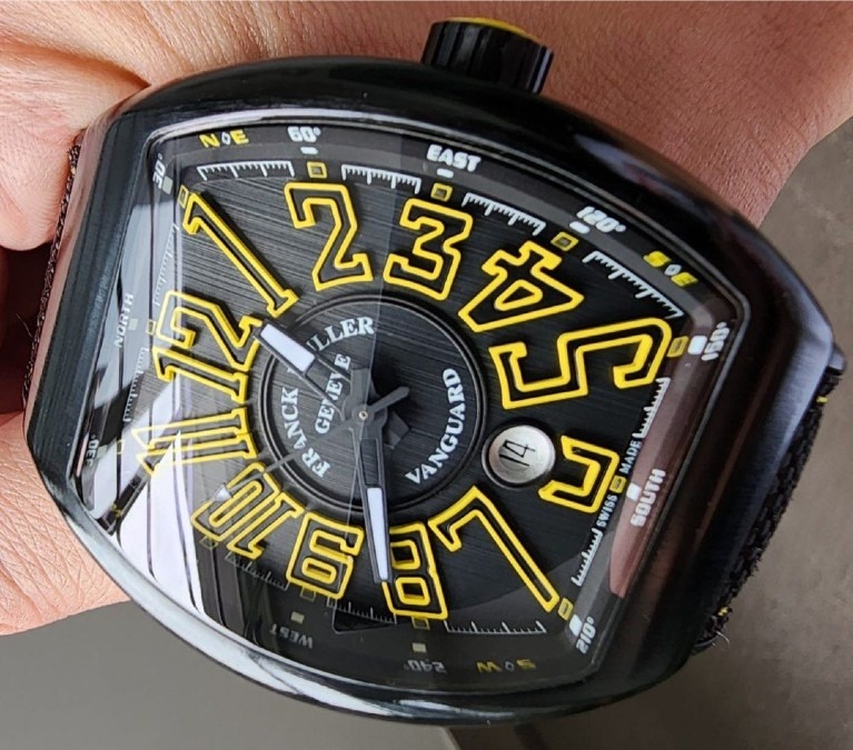 Franck Muller V45、イエローの数字が最高なのです!いつもフランクばかりですいません、