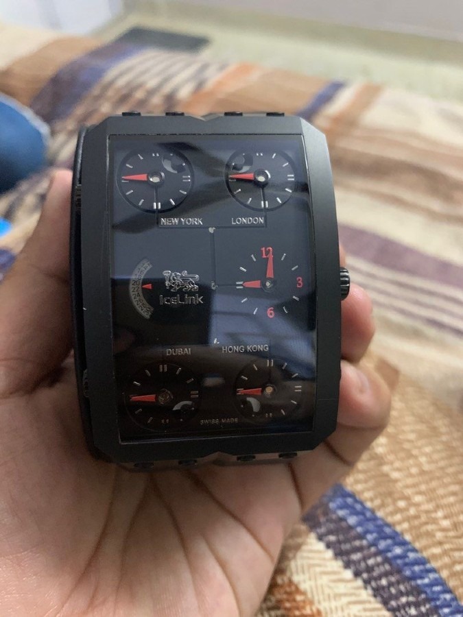 IceLink 6 Time Zone Watch（6タイムゾーンウォッチ）というシリーズの一種