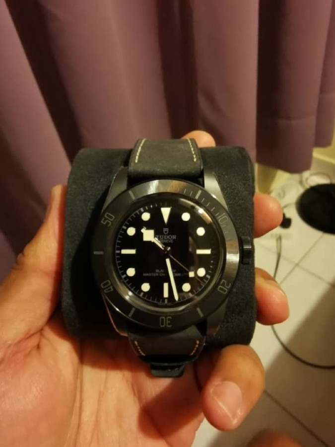 初!!ついに手に入れました、TUDOR(チューダー)のブラックベイ セラミック。