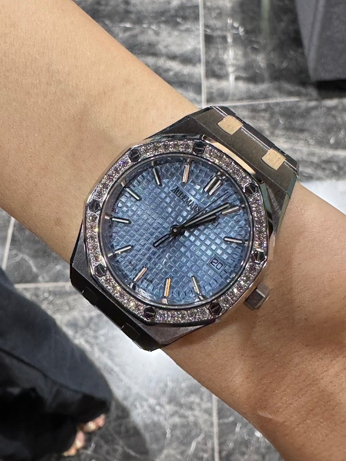 SOLDOUTショット⌚️✨ありがとうございました