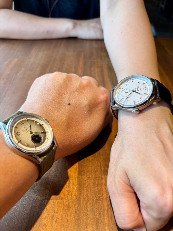 AV86 「1968 MECHANICAL」ペアウォッチとして使用してます