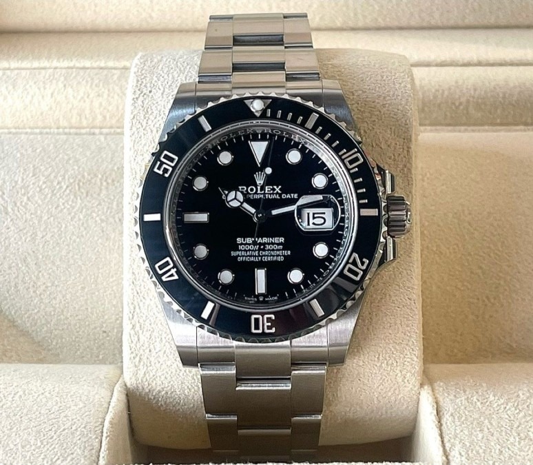 やっぱりサブマリーナデイト