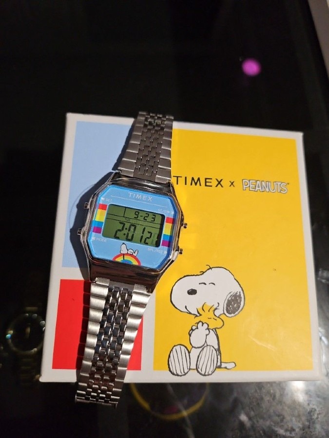 スヌーピー×TIMEX