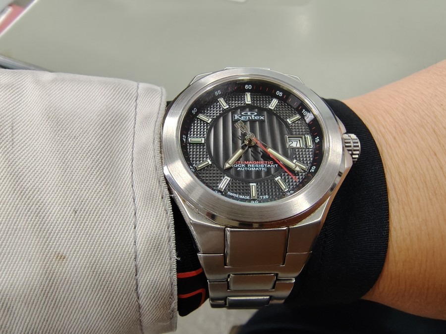 仕事用のタフギア