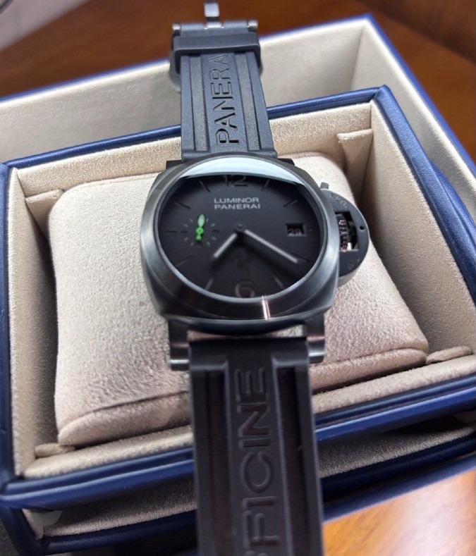 PANERAI LUMINOR