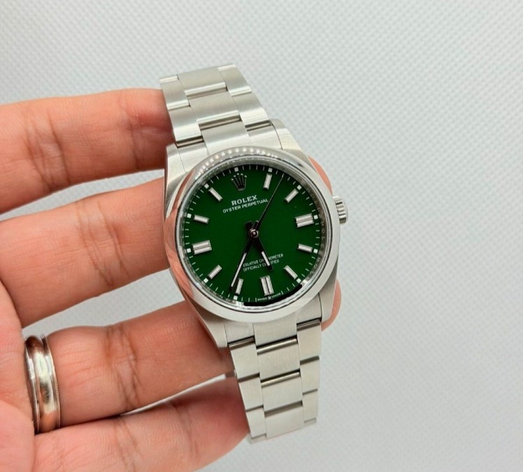 126000